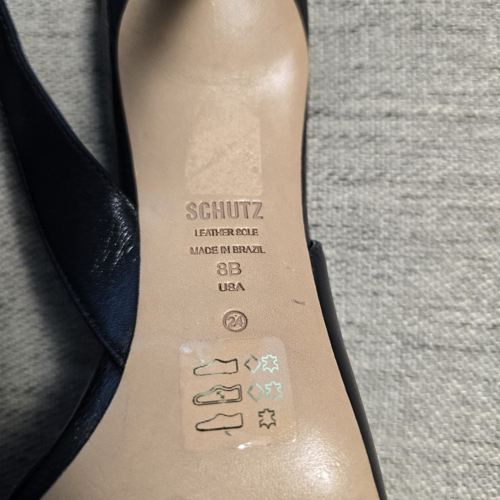 Schutz • Emma Black Leather and Clear Vinyl Pointed-Toe Slingback Pumps Sz 8 - Picture 10 of 11
